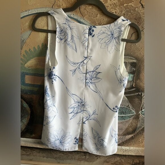 Aritzia BABATON Maddox Floral Print Satin Open Back Slit Blouse Top, Size XXS - Picture 4 of 12